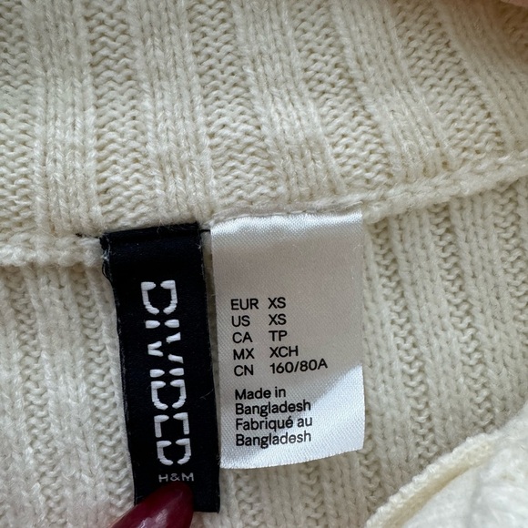 H&M Divided Womens XS Ribbed Knit Sweater With Zip Collar‎ 100% Acrylic - Picture 8 of 10